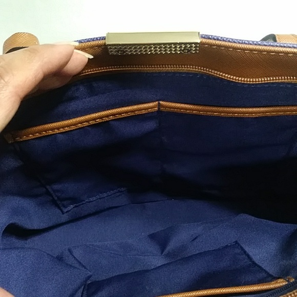 ALDO Navy Blue & White Striped Tote Bag With Brown Handles *EUC* - Picture 9 of 9